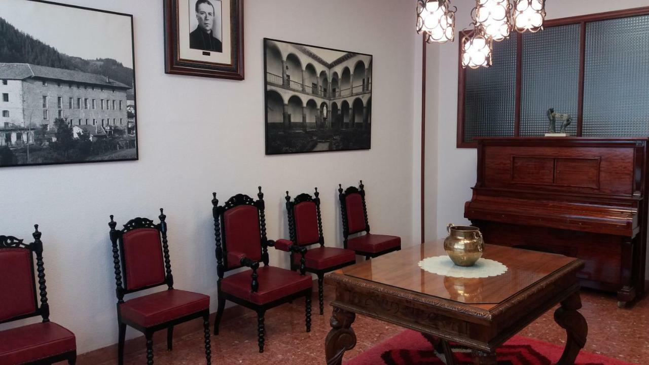 הוסטל וייאדוליד Centro San Viator מראה חיצוני תמונה